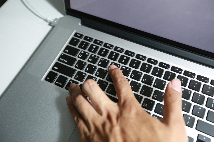 맥북 초기화 버튼 클릭