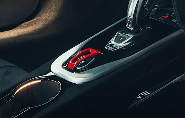 로터스에미라 내부 1