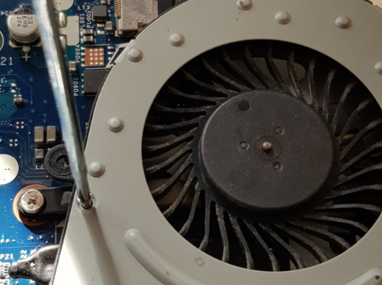 노트북 발열 문제 해결